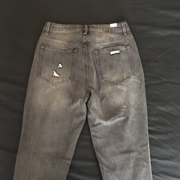 Gray riped jeans! - Picture 2 of 6